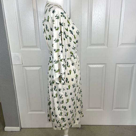 Kins & kay Cactus Print 3/4 Sleeve Robe Size L/XL Soft and Comfortable - Picture 4 of 10
